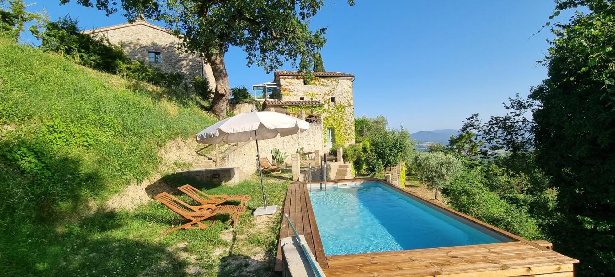 Borgo Cardaneto Bed & Breakfast Montone  Exterior photo